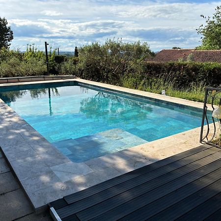 Gite 2 Chambres Avec Piscine Sernhac Ngoại thất bức ảnh