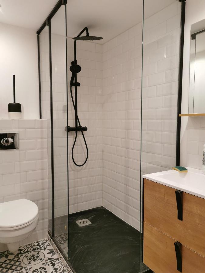 Gite 2 Chambres Avec Piscine Sernhac Ngoại thất bức ảnh